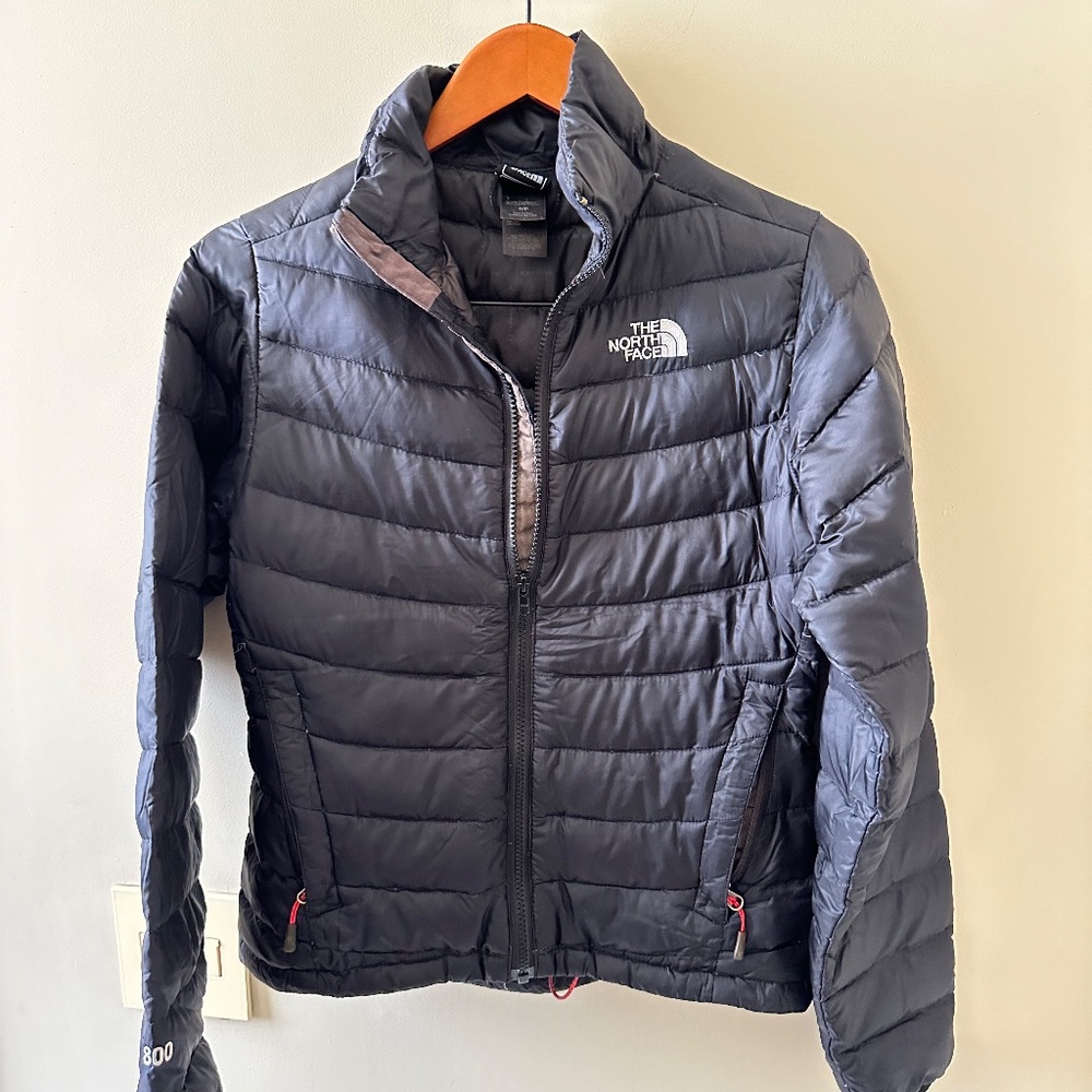 The North Face 800 Black Light Down Jacket - Size Small